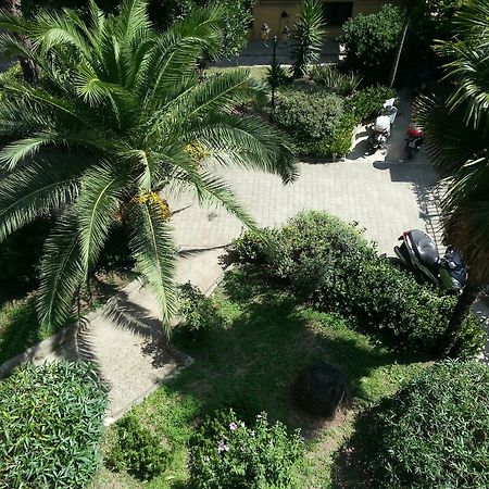 לינה וארוחת בוקר רומא Metta House מראה חיצוני תמונה